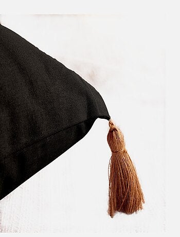 Cojín con borlas de yute