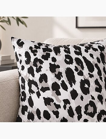 Cojín con estampado de leopardo