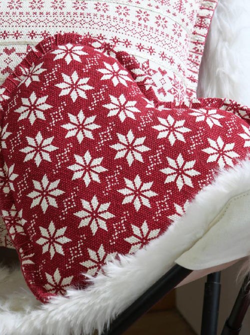Cojín corazón estilo chalet tradicional - Kiabi