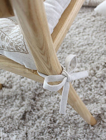 Cojín de silla acolchado con estampado natural