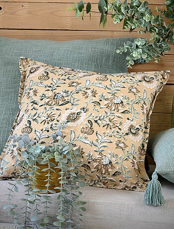Cojín decorativo con estampado vegetal gráfico