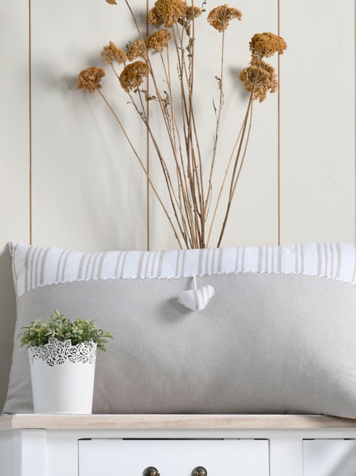 Cojín decorativo con forma de corazón - Kiabi