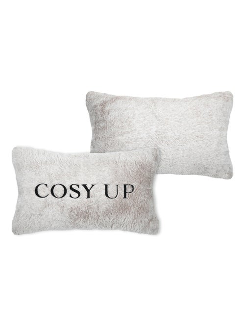 Cojín decorativo de tacto piel con mensaje bordado «Cosy up» - Kiabi