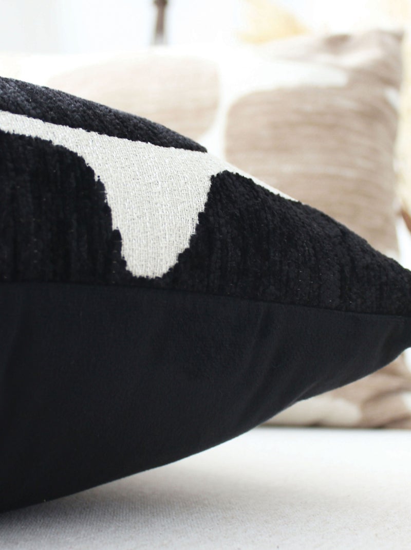 Cojín decorativo desenfundable de jacquard con diseño moderno Negro - Kiabi