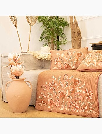 Cojín decorativo en polilínea con motivo floral