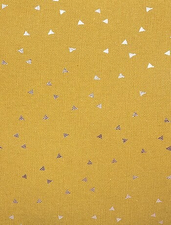 Cojín estrella con estampado metálico