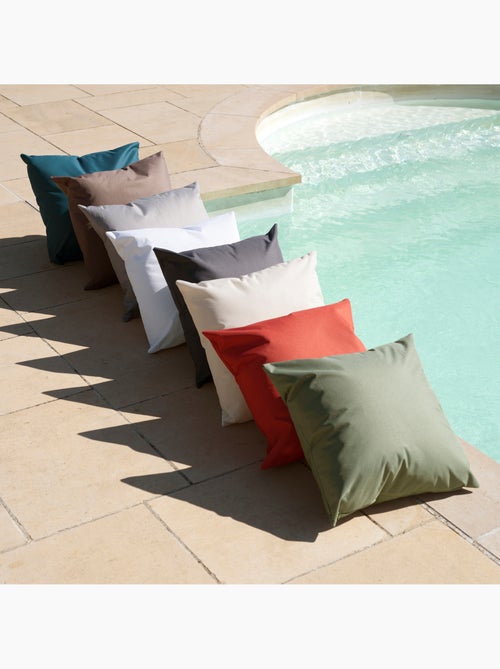 Cojín exterior impermeable MINORQUE con funda extraíble - Kiabi Cojín exterior impermeable MINORQUE con funda extraíble - Kiabi