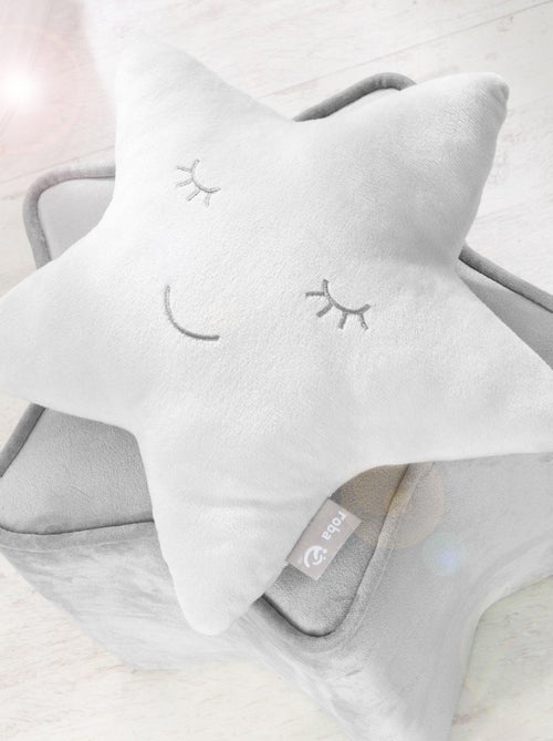 Cojín infantil estrella bordada 'Roba Style' - Kiabi