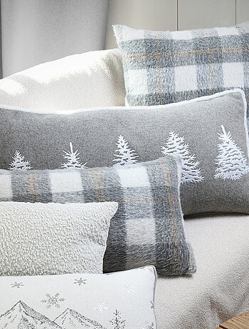 Cojín rectangular a cuadros efecto lana