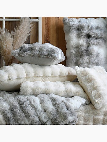 Cojín rectangular desenfundable imitación piel de animal