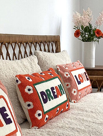 Cojín tufted "Dream" 30 x 50 cm