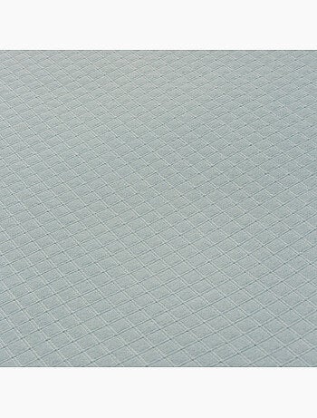 Colcha algodón diseño liso, tejido texturizado a cuadros.