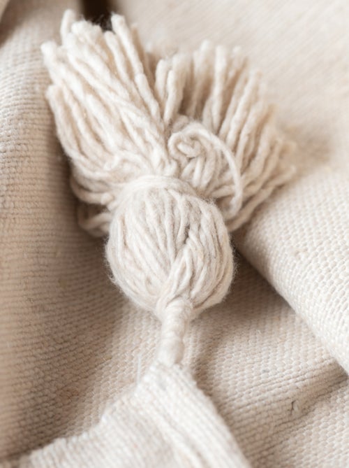 Colcha de lana con borlas - Kiabi