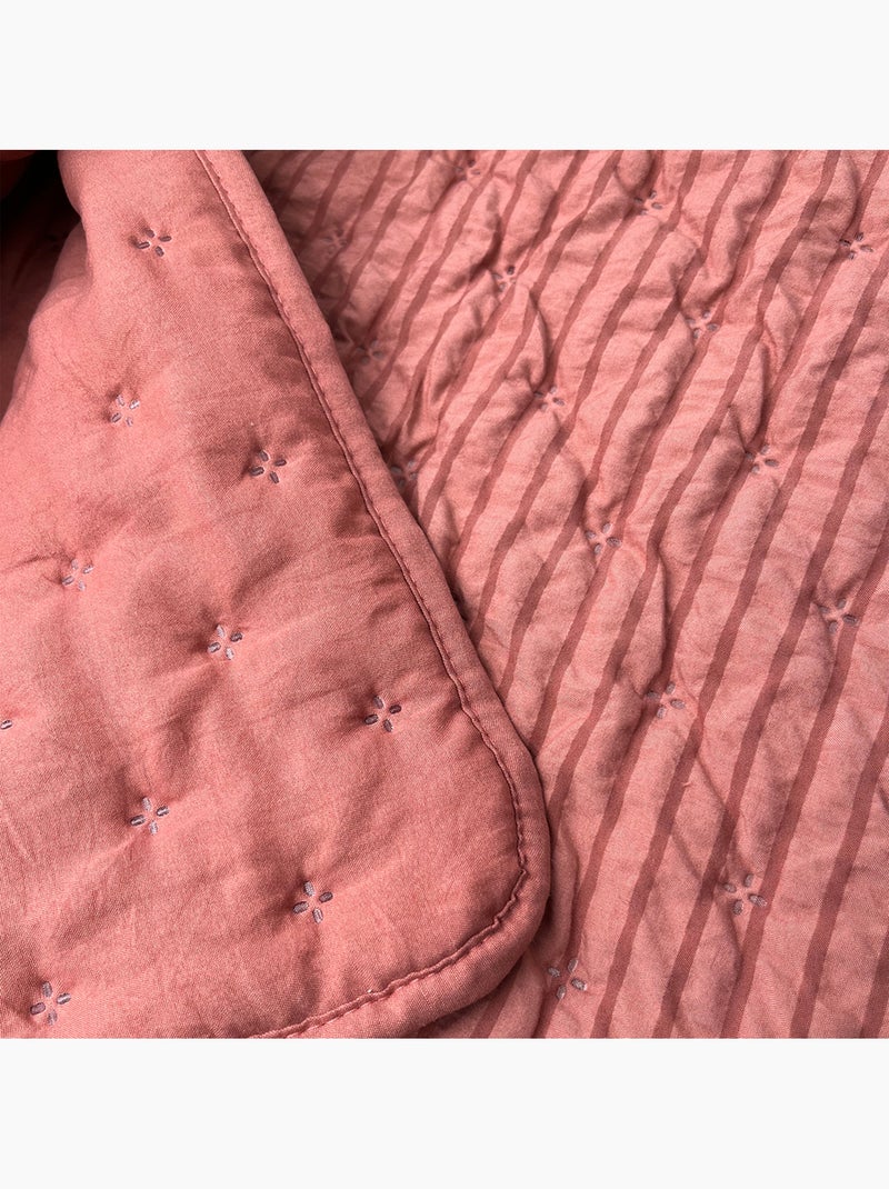 Colcha de microfibra acolchada o cubrecama Rosa - Kiabi