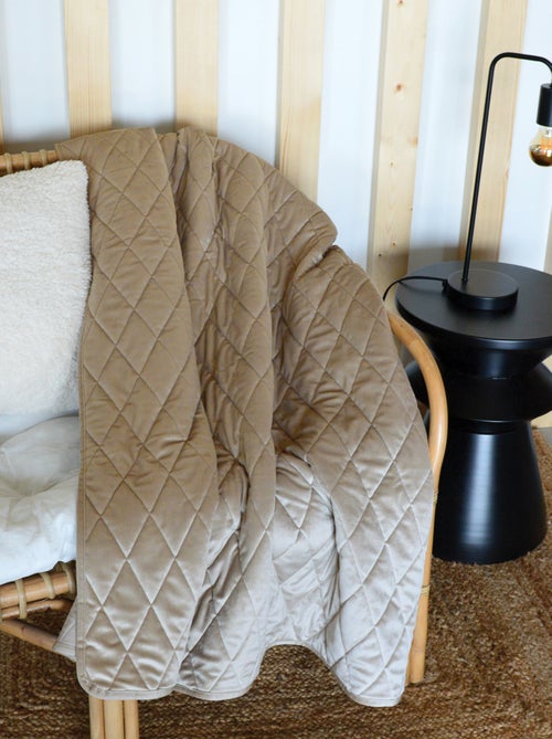 Colcha de terciopelo acolchada para sofá - Kiabi