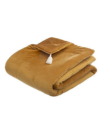 Colcha de terciopelo con borlas