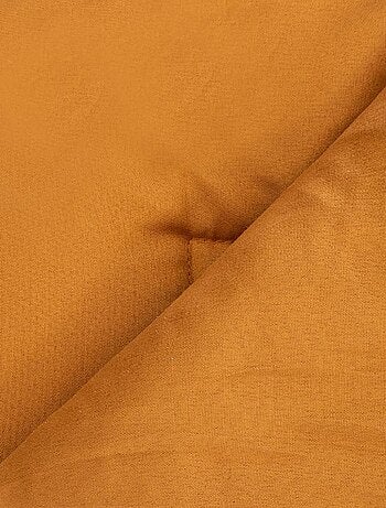 Colcha de terciopelo con borlas