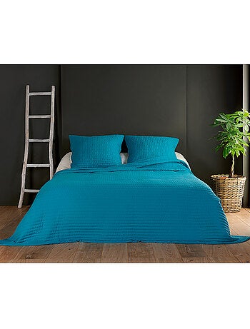 Colcha y funda de almohada acolchadas