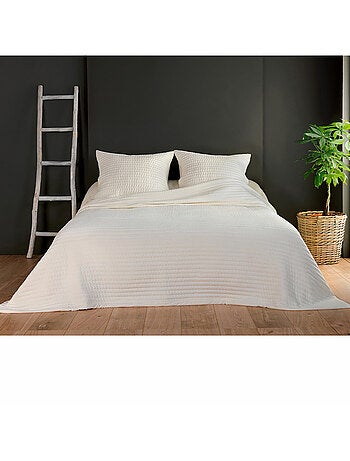 Colcha y funda de almohada acolchadas