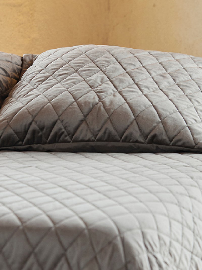 Colcha y fundas de almohada de terciopelo acolchado Gris - Kiabi
