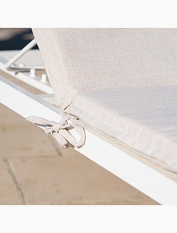 Colchoneta de tumbona, tapizada en tejido de olefina para exteriores