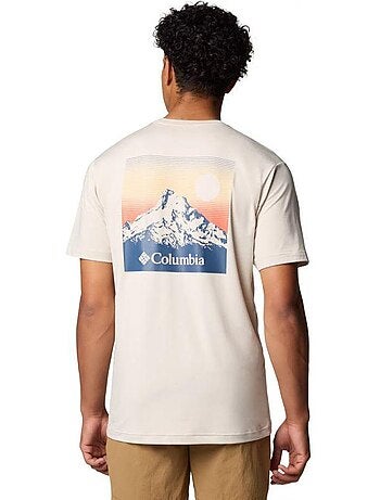 Columbia - Camiseta Kwick Hike Diseño Estampado en Espalda para Hombre