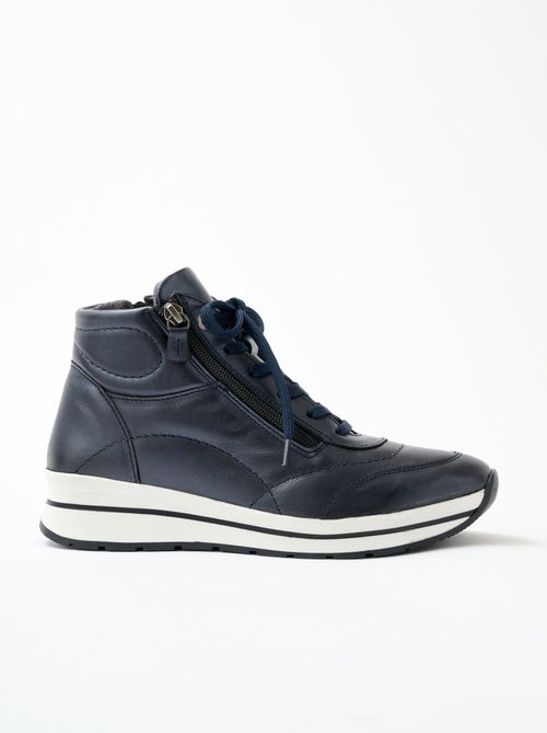 Cómodas zapatillas altas de piel - Afibel - Kiabi