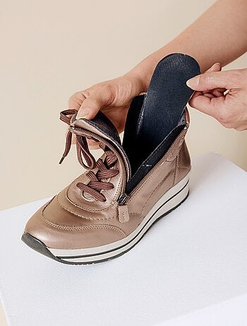 Cómodas zapatillas altas de piel - Afibel