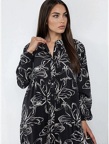 Cómodo vestido largo con cuello en v y botones hiccup