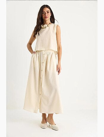 Conjunto 2 piezas de lino con blusa corta de tirantes, botones y falda larga lucci
