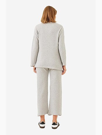 Conjunto básico de dos piezas con cuello redondo de bianco lucci