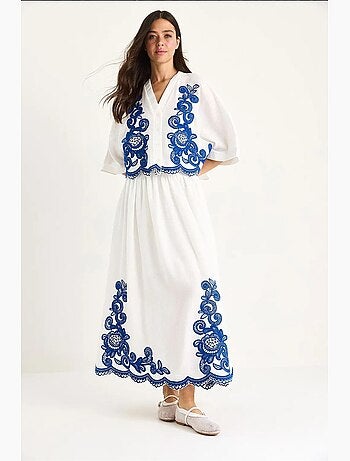 Conjunto camisa bordada manga 3/4 y pantalón pierna ancha lucci
