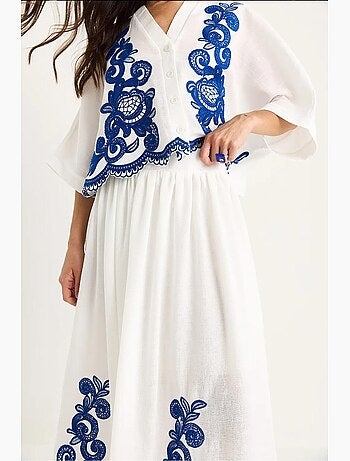Conjunto camisa bordada manga 3/4 y pantalón pierna ancha lucci