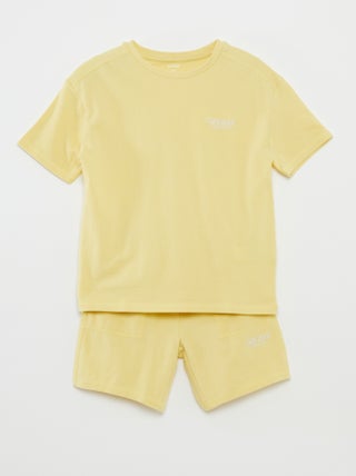 Conjunto camiseta + short deportivo - 2 piezas