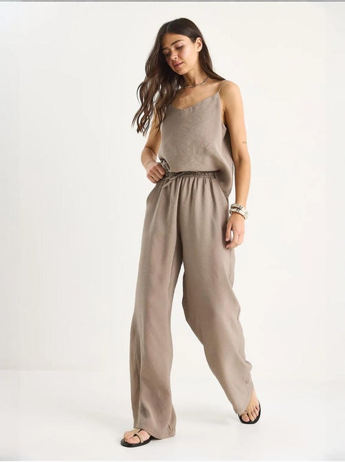 Conjunto coordinado de camisola sin mangas y pantalón de pernera ancha lucci - Kiabi Conjunto coordinado de camisola sin mangas y pantalón de pernera ancha lucci - Kiabi