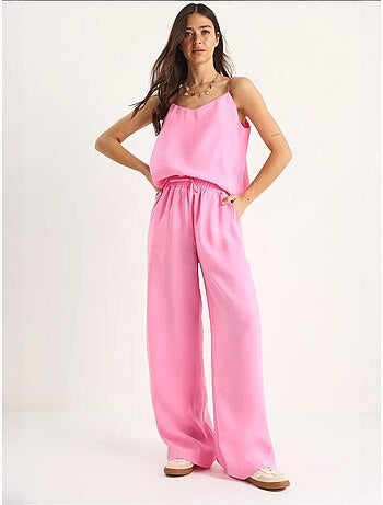 Conjunto coordinado de camisola sin mangas y pantalón de pernera ancha lucci