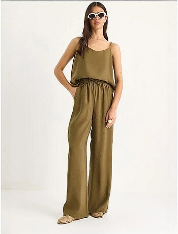 Conjunto coordinado de camisola sin mangas y pantalón de pernera ancha lucci