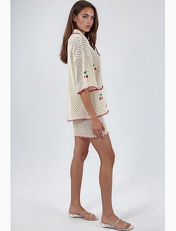 Conjunto coordinado de dos piezas con cuello polo bordado hiccup