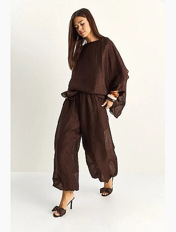 Conjunto coordinado de dos piezas de talle alto con pierna ancha lucci