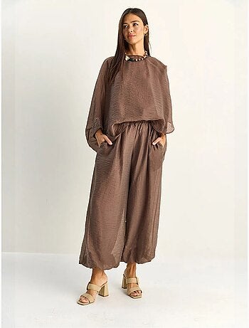 Conjunto coordinado de dos piezas de talle alto con pierna ancha lucci