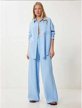 Conjunto coordinado de dos piezas de talle alto con pierna ancha y cuello camisero istanbul
