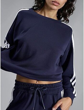 Conjunto coordinado de sudadera a rayas con cuello redondo y pantalón de pernera recta hiccup