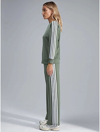 Conjunto coordinado de sudadera a rayas con cuello redondo y pantalón de pernera recta hiccup