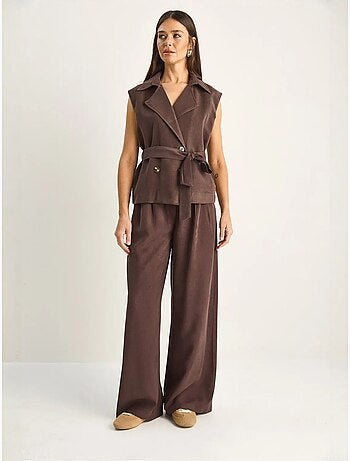 Conjunto coordinado de talle alto con pierna ancha y cuello chal lucci