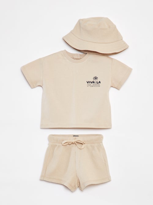 Conjunto corto camiseta + short + gorro - 3 piezas - Kiabi