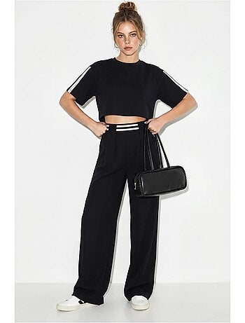 Conjunto de 2 piezas con camiseta de cuello redondo y pantalones de pernera ancha lucci