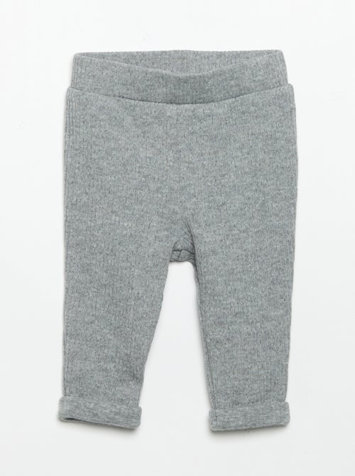 Conjunto de 2 piezas de punto acanalado - Sudadera + pantalón - Kiabi Conjunto de 2 piezas de punto acanalado - Sudadera + pantalón - Kiabi