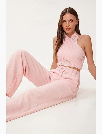 Conjunto de blusa halter y pantalones de pernera ancha istanbul