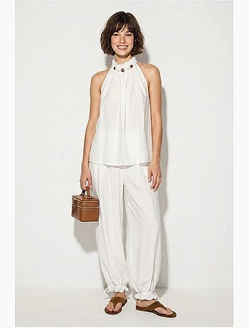 Conjunto de blusa halter y pantalones de tiro alto lucci