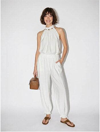 Conjunto de blusa halter y pantalones de tiro alto lucci
